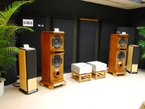 Tokyo HiFi Show-19.jpg